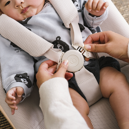 Silla Nido Mecedora Yoga™ - Light Sand | Stokke