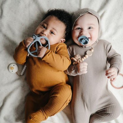 Mordedor de Pelota Dove Gray Mushie (7556340515066) (7556344119546)